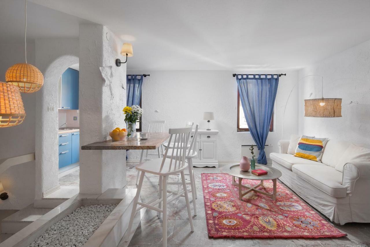 Villa Cissa Apartments By Irundo ロヴィニ エクステリア 写真